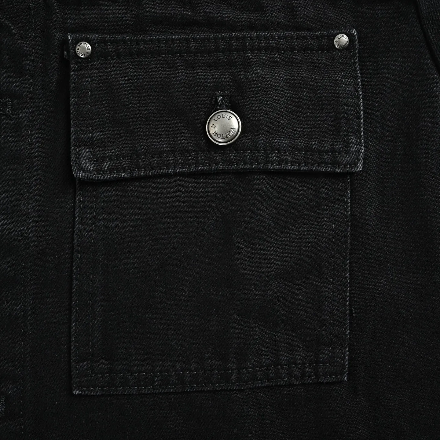 Louis Vuitton 26ss embroidered ripped logo denim jacket